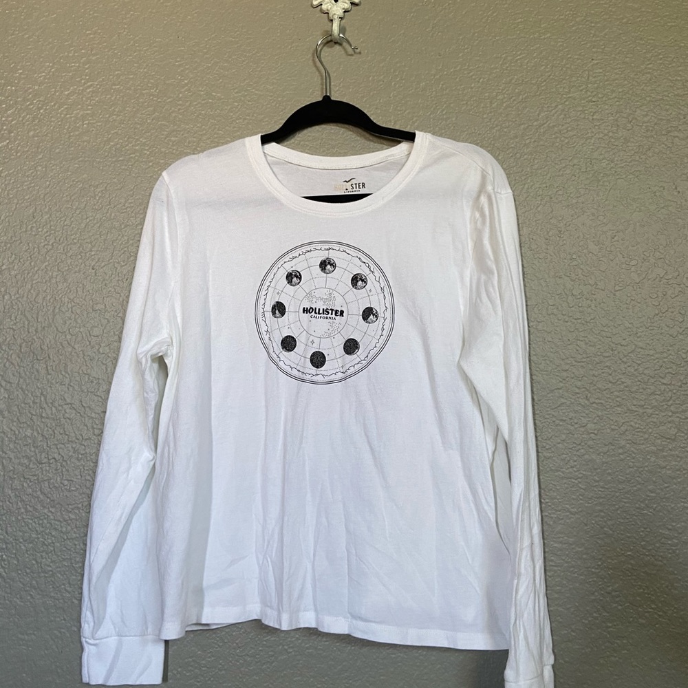 Women’s Hollister Shirt